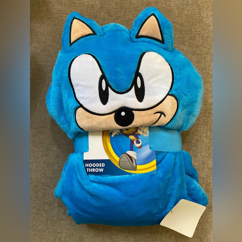 Sonic the Hedgehog Hooded Throw Blanket
